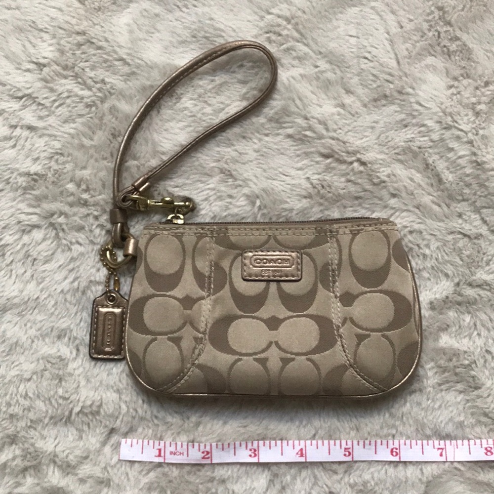 Coach Wristlet - Picture 3 of 9